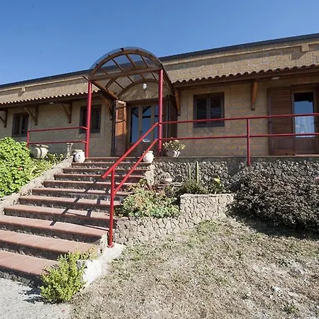 Rocca Dei Capperi 3*